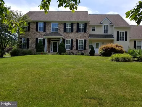 1700 Snell Rd, Pottstown, PA 19464