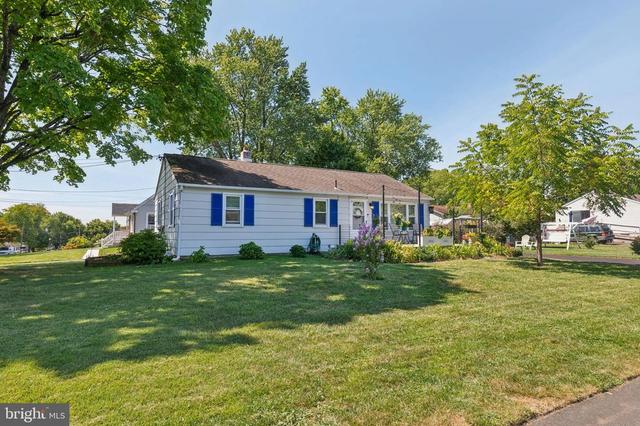 209 Cedar Ave, Horsham, PA 19044