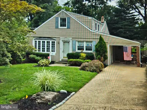 168 Sleighride Rd, Willow Grove, PA 19090
