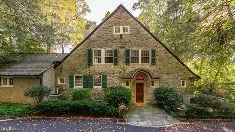 141 Mill Creek Rd, Ardmore, PA 19003