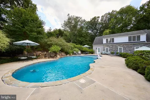 Exterior - 1149 Pugh Rd, Wayne, PA 19087 photo 11 of 20
