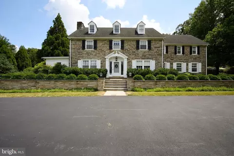 Exterior - 1149 Pugh Rd, Wayne, PA 19087 photo 4 of 20