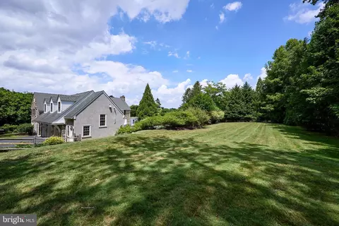Exterior - 1149 Pugh Rd, Wayne, PA 19087 photo 15 of 20