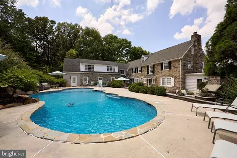 Exterior - 1149 Pugh Rd, Wayne, PA 19087 photo 13 of 20