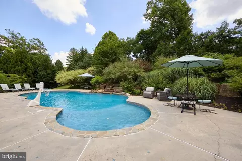 Exterior - 1149 Pugh Rd, Wayne, PA 19087 photo 10 of 20