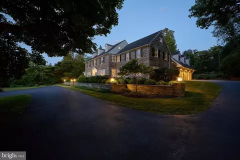 1149 Pugh Rd, Wayne, PA 19087