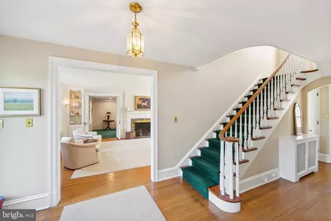 Entry Way - 1149 Pugh Rd, Wayne, PA 19087 photo 3 of 4