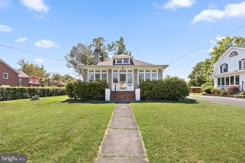 125 N 7th Ave, Royersford, PA 19468