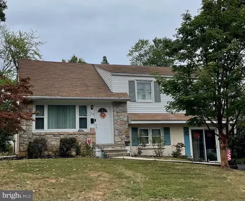 712 Abbey Ln, Lansdale, PA 19446