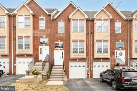 31 7th St, Bridgeport, PA 19405
