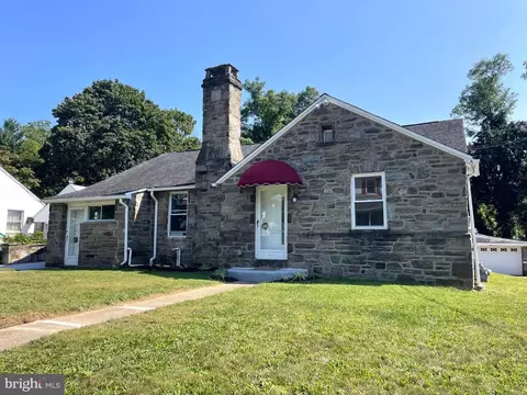 375 Osceola Ave, Elkins Park, PA 19027