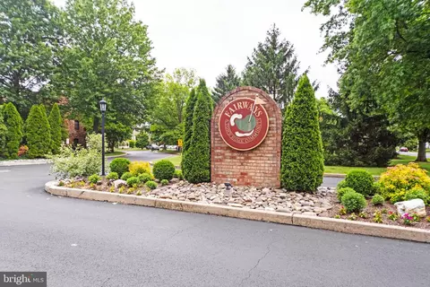 123 Winged Foot Ct, Royersford, PA 19468