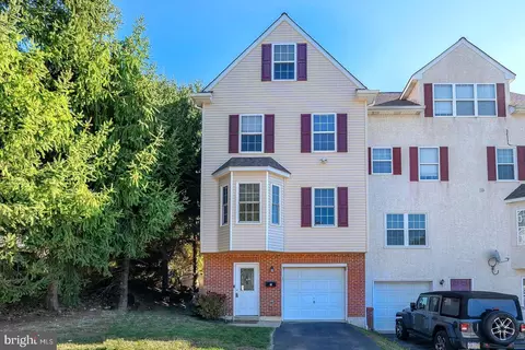 5 Righter St, Conshohocken, PA 19428