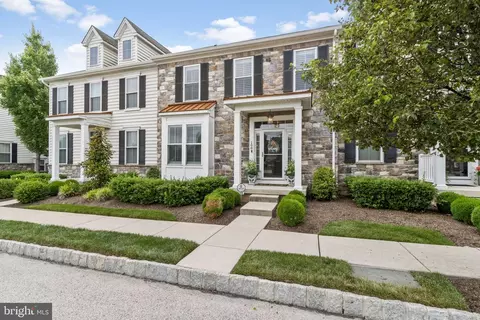 108 Delancey Pl, Plymouth Meeting, PA 19462