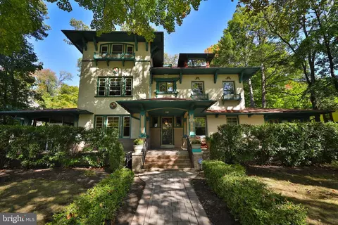 1009 Sharpless Rd, Elkins Park, PA 19027