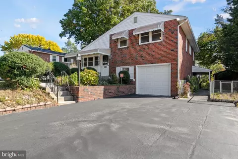 2906 N Wales Rd, Norristown, PA 19403