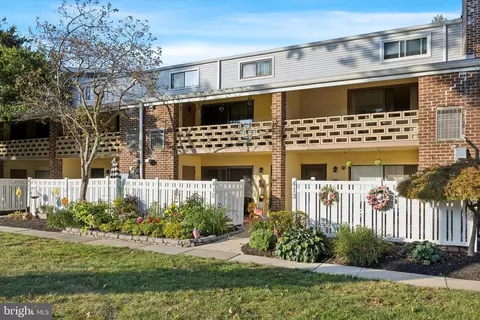 412 Stony Way #412, Norristown, PA 19403