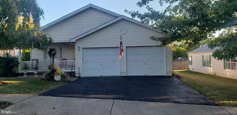 326 Mimosa Ct, Red Hill, PA 18076