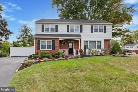 344 Knoll Rd, Plymouth Meeting, PA 19462