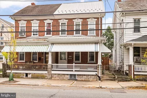 784 N Charlotte St, Pottstown, PA 19464