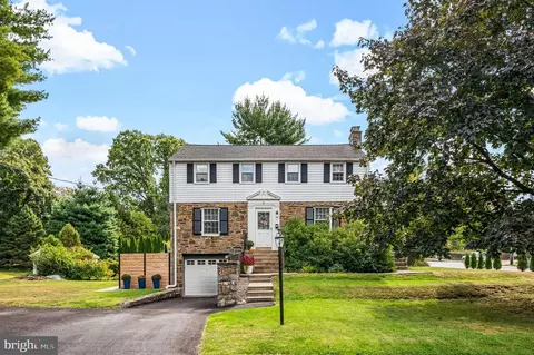 100 Rech Ave, Oreland, PA 19075