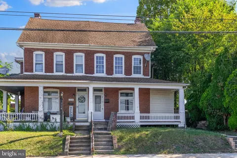 712 Main St, Red Hill, PA 18076