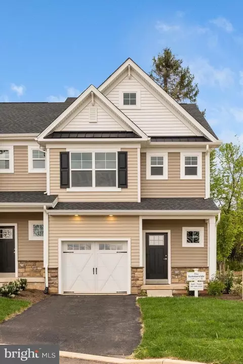260 Honey Ln, Norristown, PA 19401