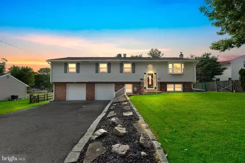 1505 Jill Rd, Willow Grove, PA 19090