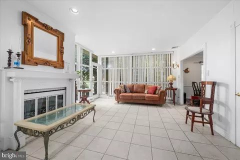 200 Forrest Ave, Narberth, PA 19072 photo 5