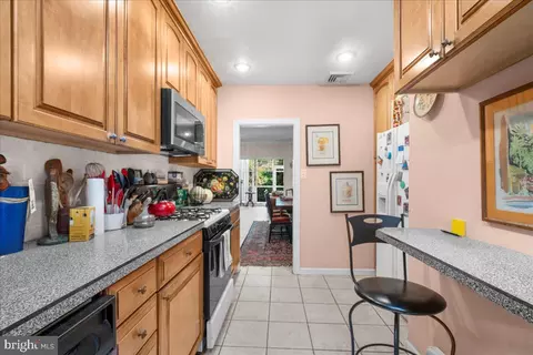 200 Forrest Ave, Narberth, PA 19072 photo 10