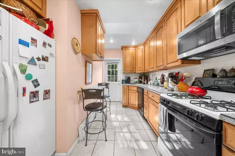 200 Forrest Ave, Narberth, PA 19072 photo 9