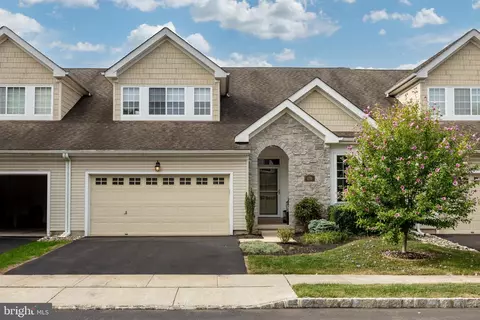 170 Lattice Ln, Collegeville, PA 19426
