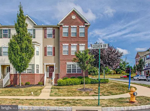 3000 Goshen Dr #M96, Pennsburg, PA 18073
