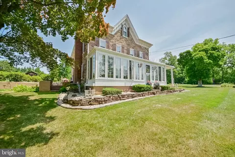 3507 Arcola Rd, Collegeville, PA 19426