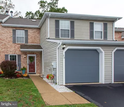 88 Aspen Way, Schwenksville, PA 19473