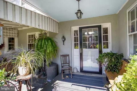 1126 Old Gravel Pike, Schwenksville, PA 19473