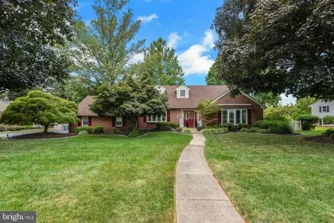 308 Madison Rd, Huntingdon Valley, PA 19006