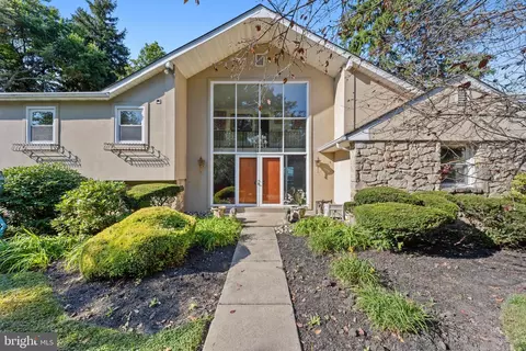 214 Sycamore Ave, Merion Station, PA 19066
