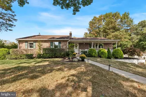 42 Walters Ln, Royersford, PA 19468