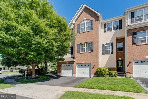 53 Stone Hill Dr, Pottstown, PA 19464