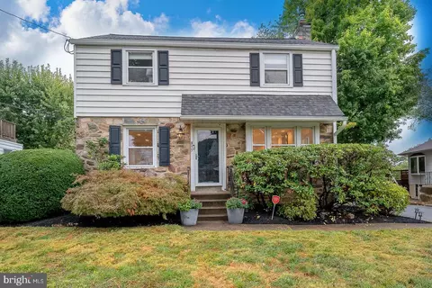 855 Beechwood Dr, Merion, PA 19083