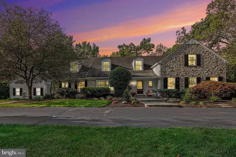1408 Grasshopper Ln, Gwynedd Valley, PA 19437
