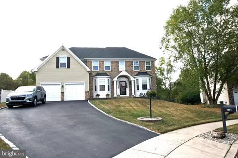 1521 Finley Cir, Limerick, PA 19468