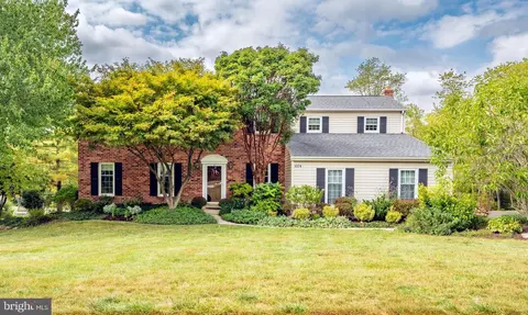 1374 Cinnamon Dr, Fort Washington, PA 19034