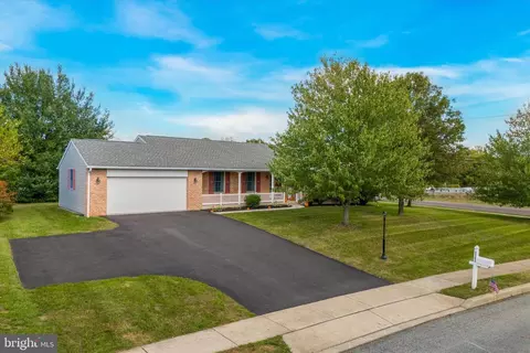 2383 Heather Ln, Gilbertsville, PA 19525