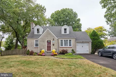 1042 Edge Hill Rd, Abington, PA 19001