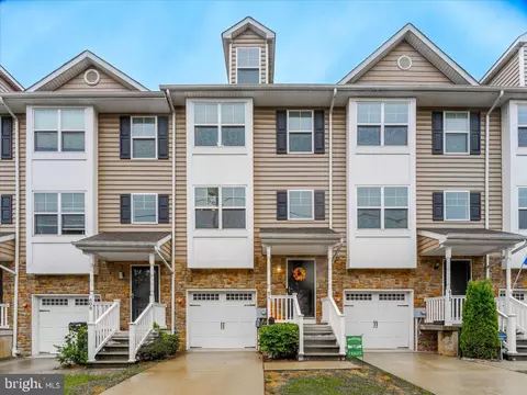 410 Old Elm St, Conshohocken, PA 19428