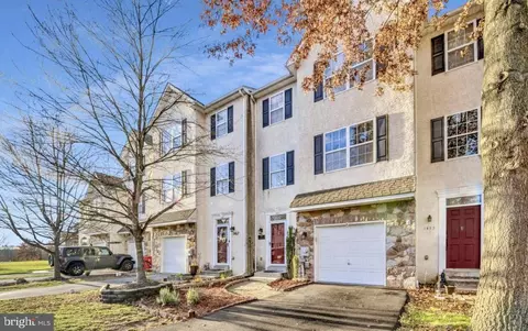 1471 Laura Ln, Pottstown, PA 19464