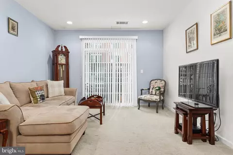 350 W Elm St #3104, Conshohocken, PA 19428