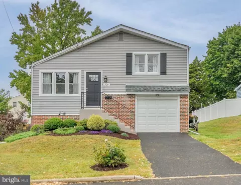 328 Ruscombe Ave, Glenside, PA 19038